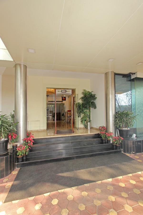 Hotel Phoenix Koregaon Park Pune Exterior foto